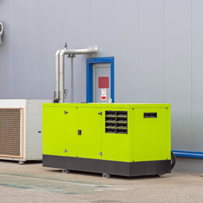 Genset untuk data center dengan sistem pendingin dan ATS modern