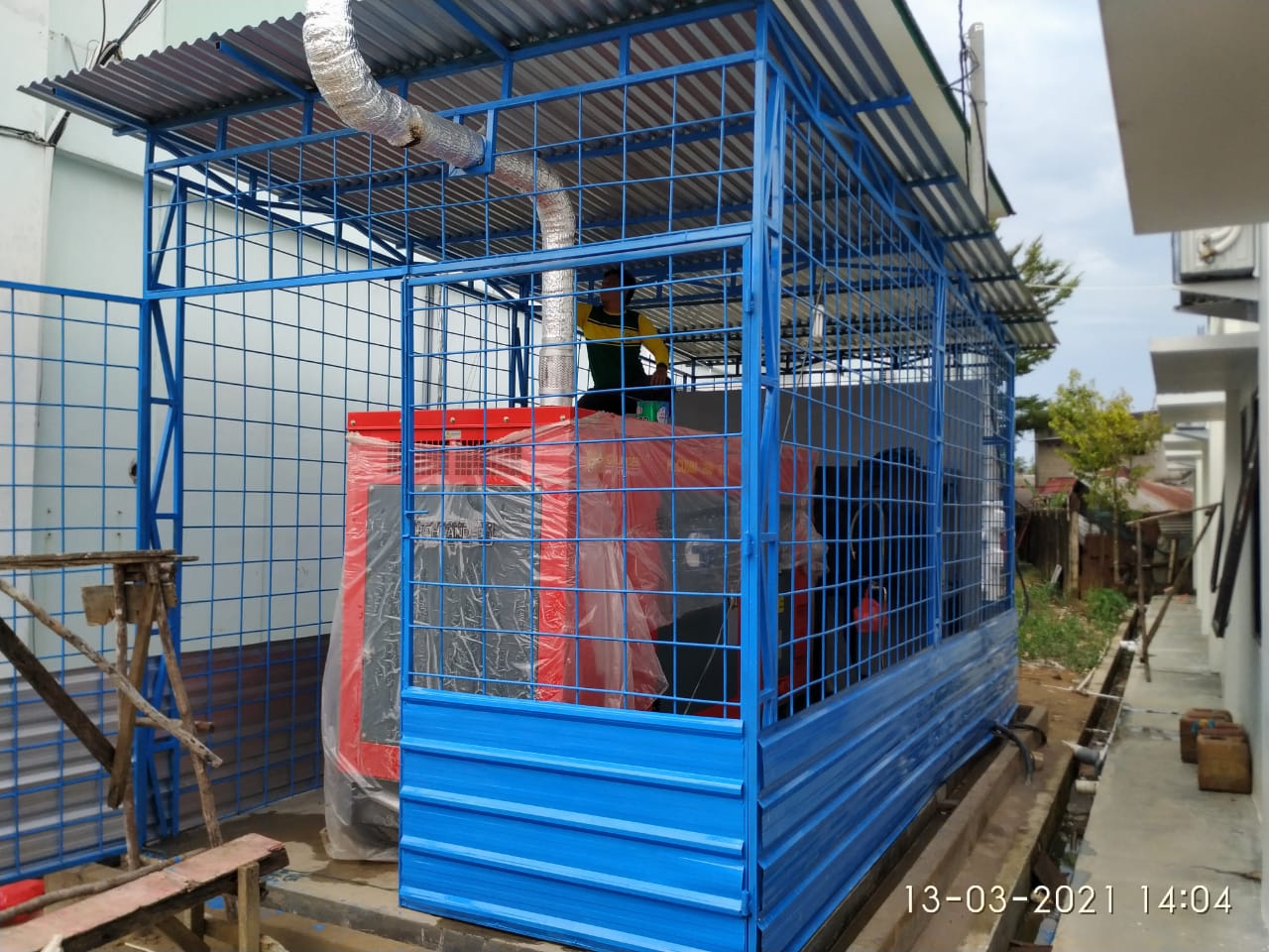 Proyek genset Universitas Muhammadiyah