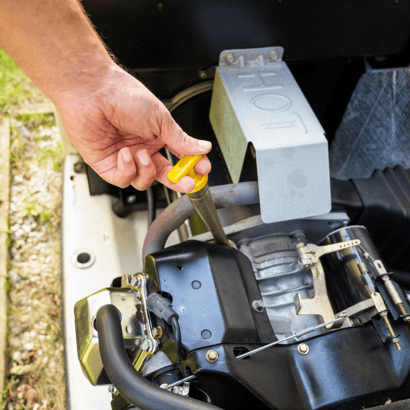 Langkah membersihkan filter udara genset